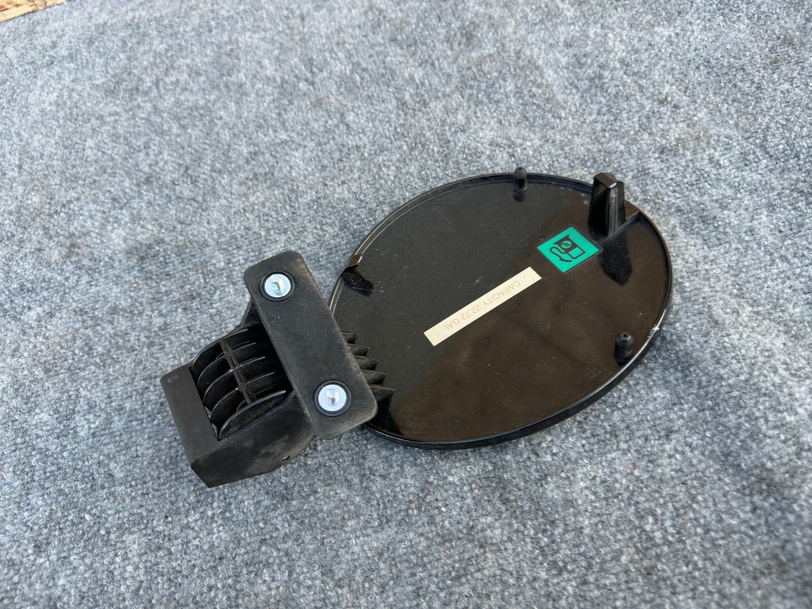 GAS DOOR LID ASSEMBLY 08-19 MASERATI GRANTURISMO S M145