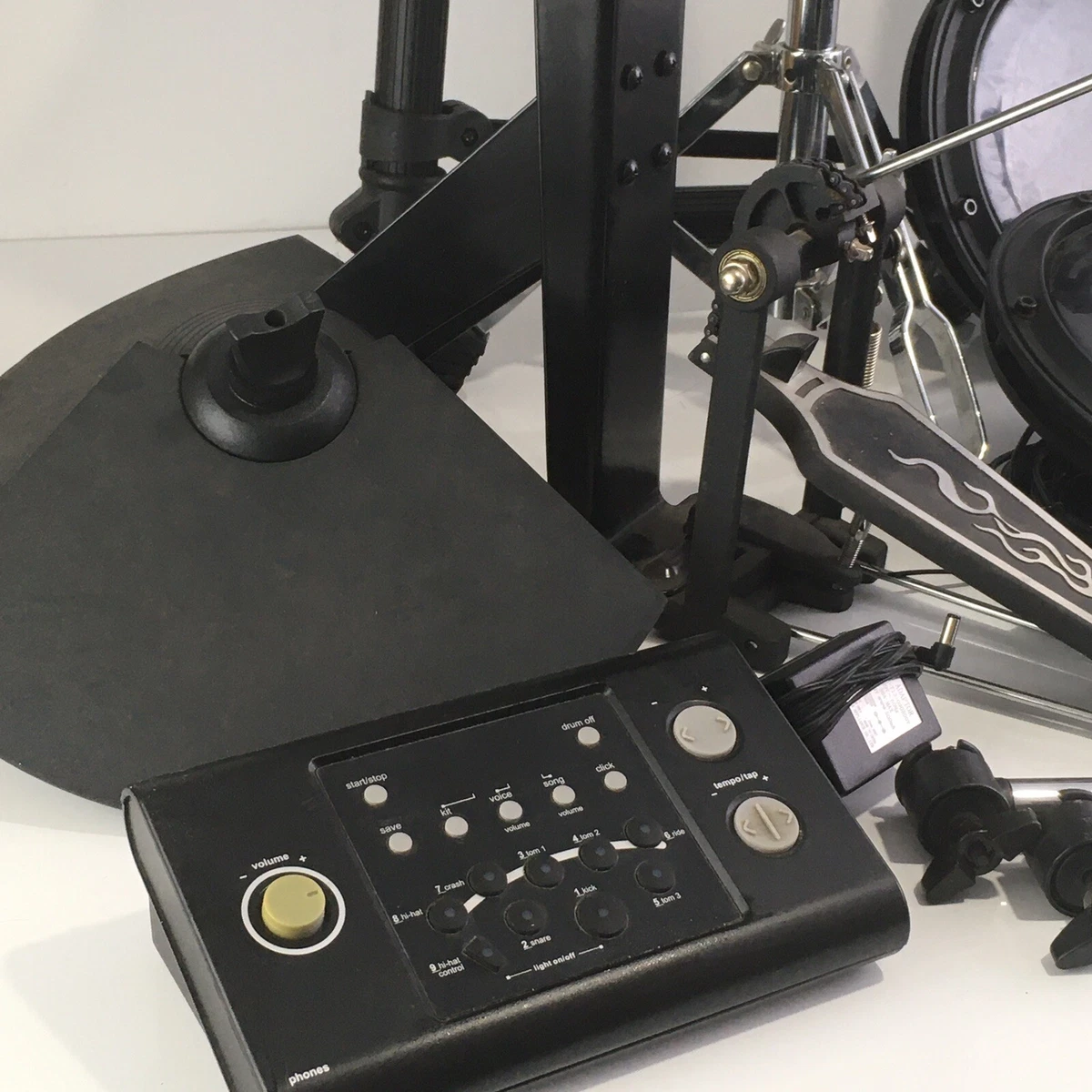 Veraltet Kenia Gemietet golden ton e drum set dd 5200 Wissenschaftler