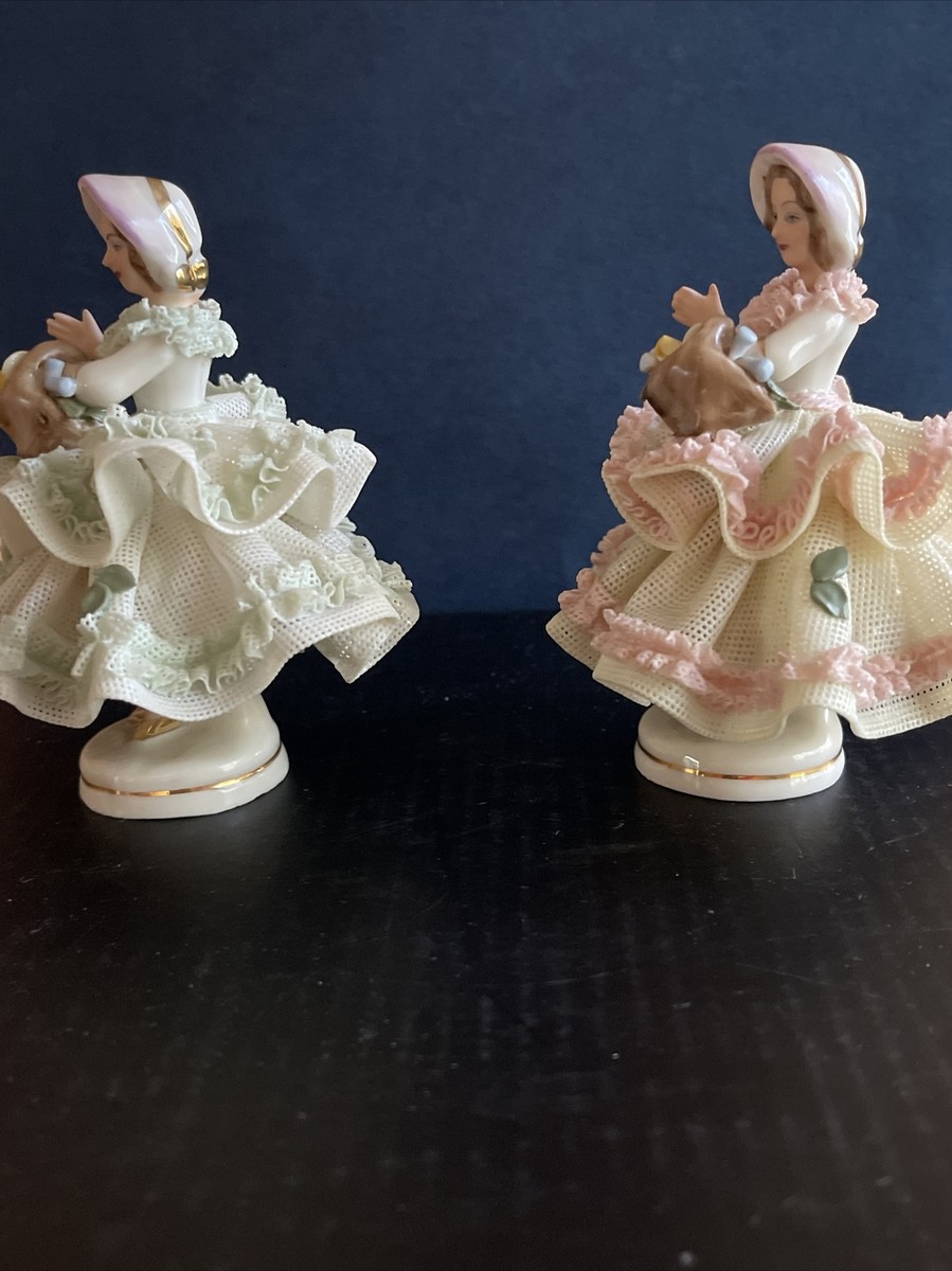 Sandizell Germany Dresden Lace Porcelain 2 Figurine Ladies With