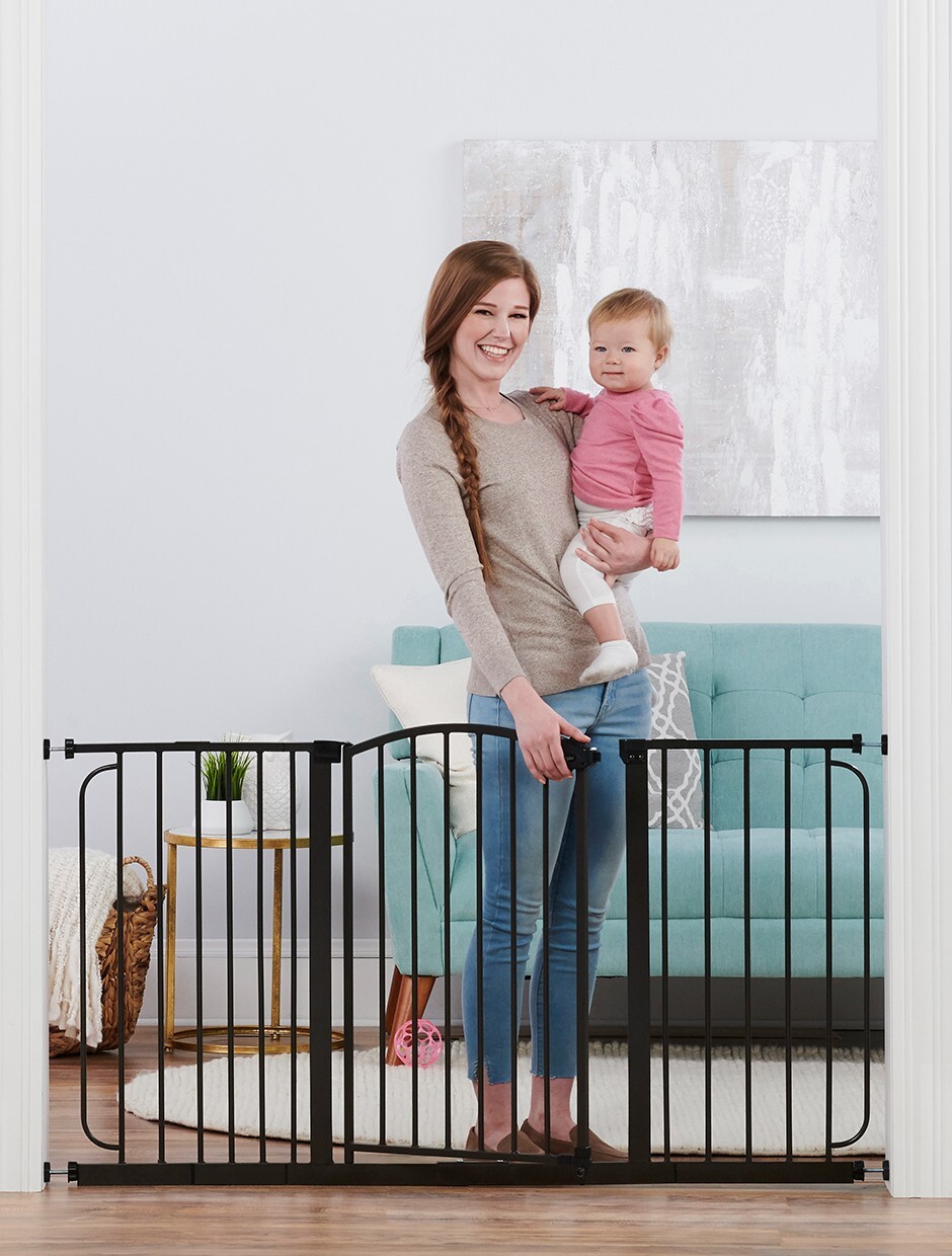 Extra Wide Arched Decor Baby Safety Gate 58
