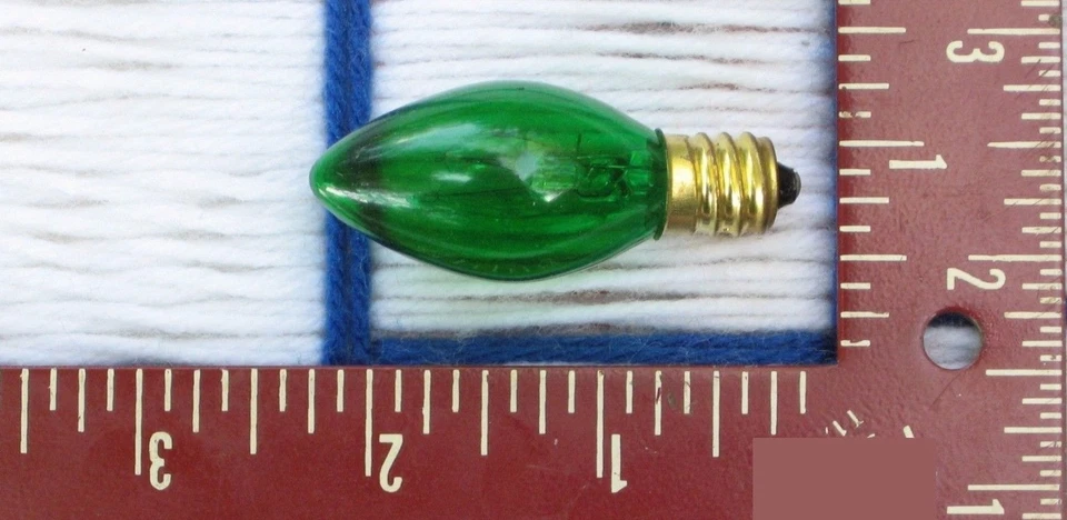 BOX of 25 TWINKLE multicolor Christmas Light Bulbs assortment 7 watt C7 blinker - Image 4 of 4