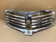 1946 1947 1948 Lincoln Continental Zephyr Upper Grille 5eh-8150 Rh 5eh-8151 Lh 1946 1947 1948 Lincoln Continental Zephyr Upper Grille 5eh-8150 Rh 5eh-8151 Lh