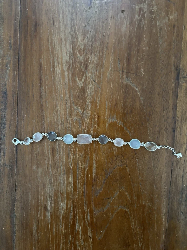 Hingucker: Wunderschönes Schmuckset aus Silberkette und Armband mit Steinen! - Bild 4 von 4