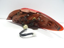 RÜCKLICHT LINKS AUSSEN Mazda 2 (DE) Hatchback 1.6 MZ-CD 16V (Y661) D65151160M