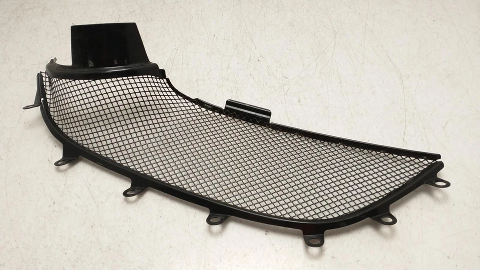 GRILLE FERRARI 458 2 Door Coupe 84093400 10-18 - Image 3 of 4