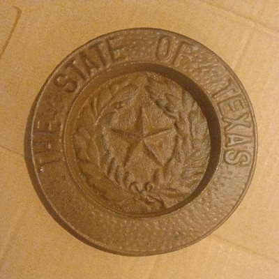 TEXAS STATE SEAL Cast Iron Ash Tray UNUSED VTG ''NEW'' painted HEAVY 5.5'' RARE