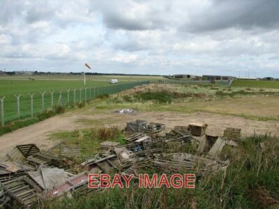 FOTO RAF CONINGSBY FLUGPLATZ AUFGENOMMEN VON OBEN EINEM PRAKTISCHEN MÜLLTIPP. IDEAL FÜR PLA