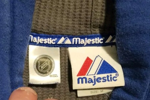 New York Rangers Embroidered Patches Hoodie Majestic Sz M NHL Hockey - Picture 3 of 7