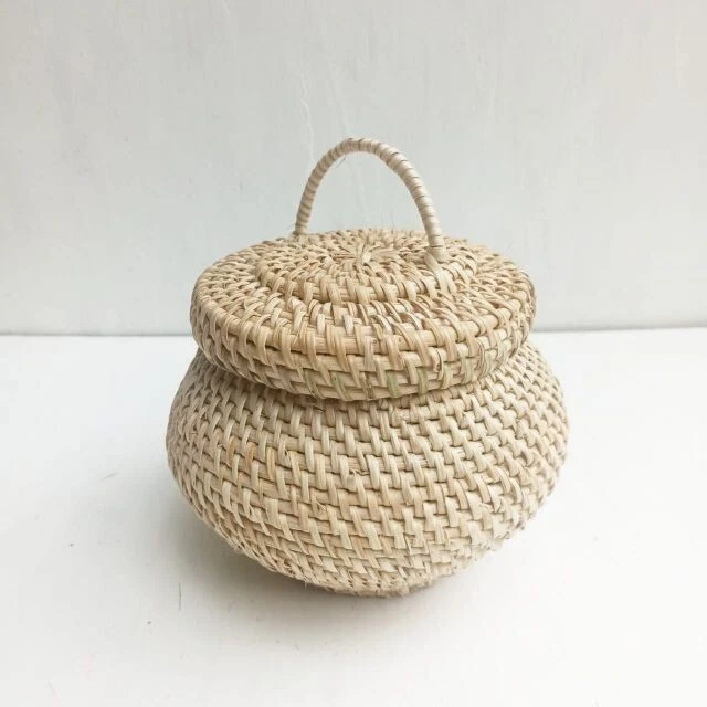 Joyero de caña Kuraniya 100 % ecológico hecho a mano de Sri Lanka Foto 2 de 3