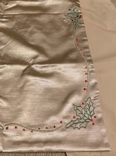 Beautiful 70” Table Runner Topper gold green red Christmas Holiday Holly EUC