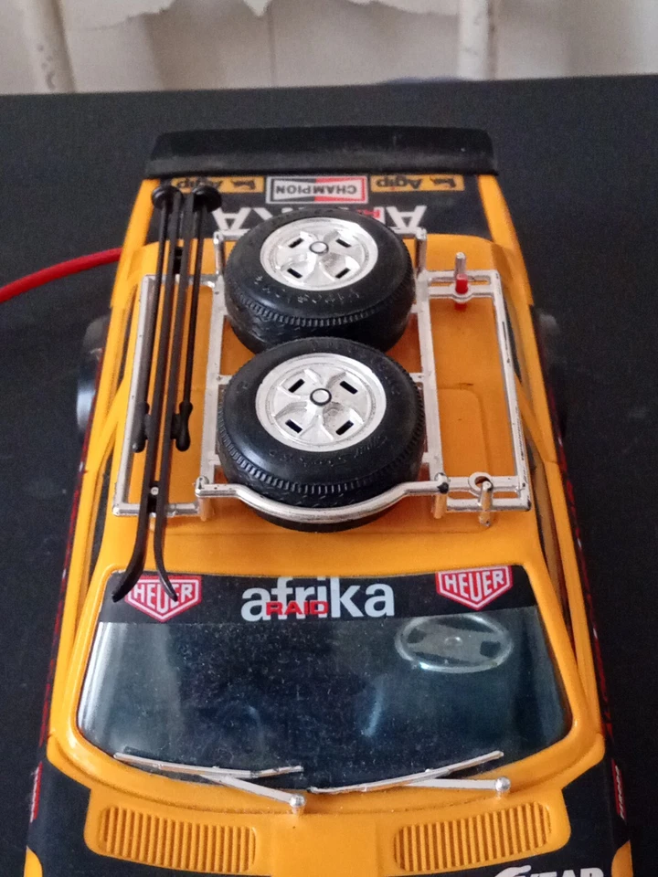 Ellegi 1:10,BMW 323 Afrika Raid #825. Anno 1978.Modello Filoguidato Funzionante! - Immagine 4 di 4