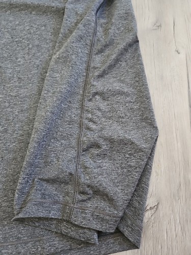 Under Armour T-shirt donna HeatGear media aderente grigia - Foto 3 di 9