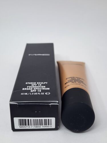 MAC NC45 Studio Sculpt Foundation SPF 15 Full Size - Picture 2 of 3