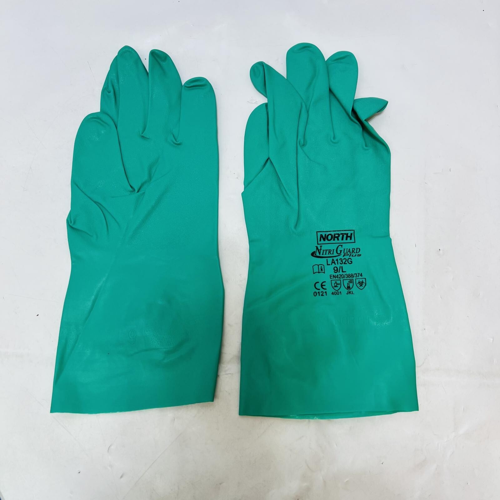 Pack of 12 Pairs North Safety Nitri Guard Plus Gloves Size 9/L LA132G Green