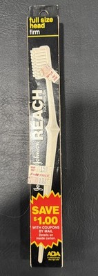 Vintage Johnson & Johnson Reach Toothbrush Full Size Head Firm 1988