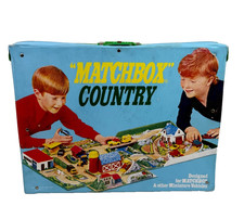 Vintage Matchbox Car Country Vinyl Carry Case 1972 Wear NO BRIDGE See Photos