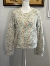 Studio B womens sweater, Lg, light speckled, poly blend, soft, fuzzy, cozy. EUC!