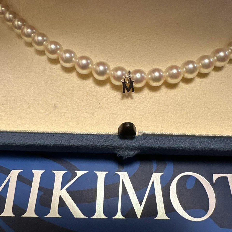 Conjunto de Brincos Colar Pérola Mikimoto 18K Peal tamanho 6,50mm-8,50mm Berloque M 43cm - Imagem 4 de 4