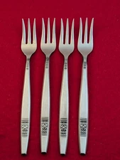 Lot Of 4 Japan MADEIRA Stainless Unknown Mfg Satin Cocktail/Seafood Forks