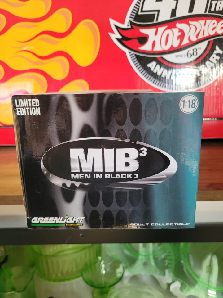 Greenlight 1:18 Scale 1964 Ford Galaxie 500 Mib3 Chrome Edition - Image 2 of 4