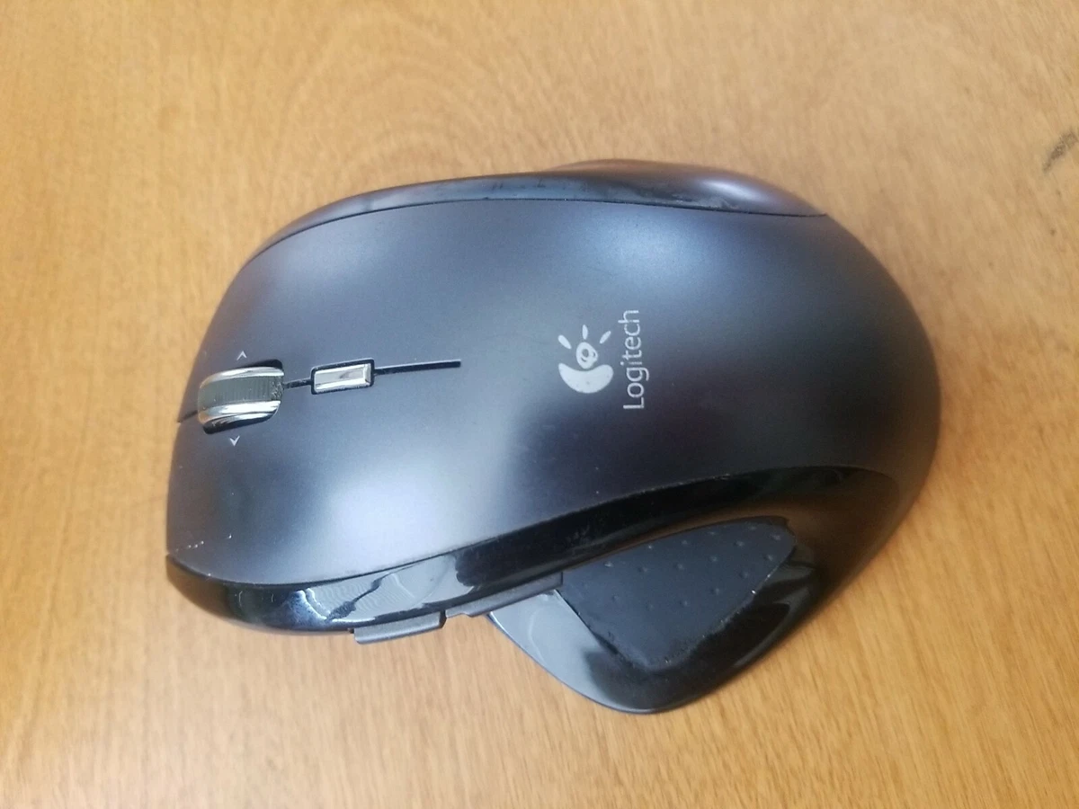 Logitech MX Revolution Mouse M-RBQ124 NO CHARGER, NO DONGLE PARTS/REPAIR AS IS