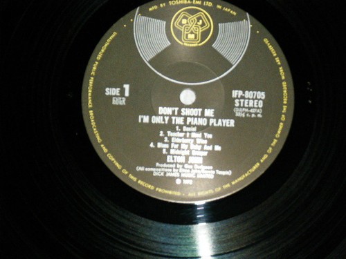 ELTON JOHN Japan 1972 Booklet NM LP DON'T SHOOT ME I'M ONLY THE PIANO PLAYER - Imagen 9 de 11