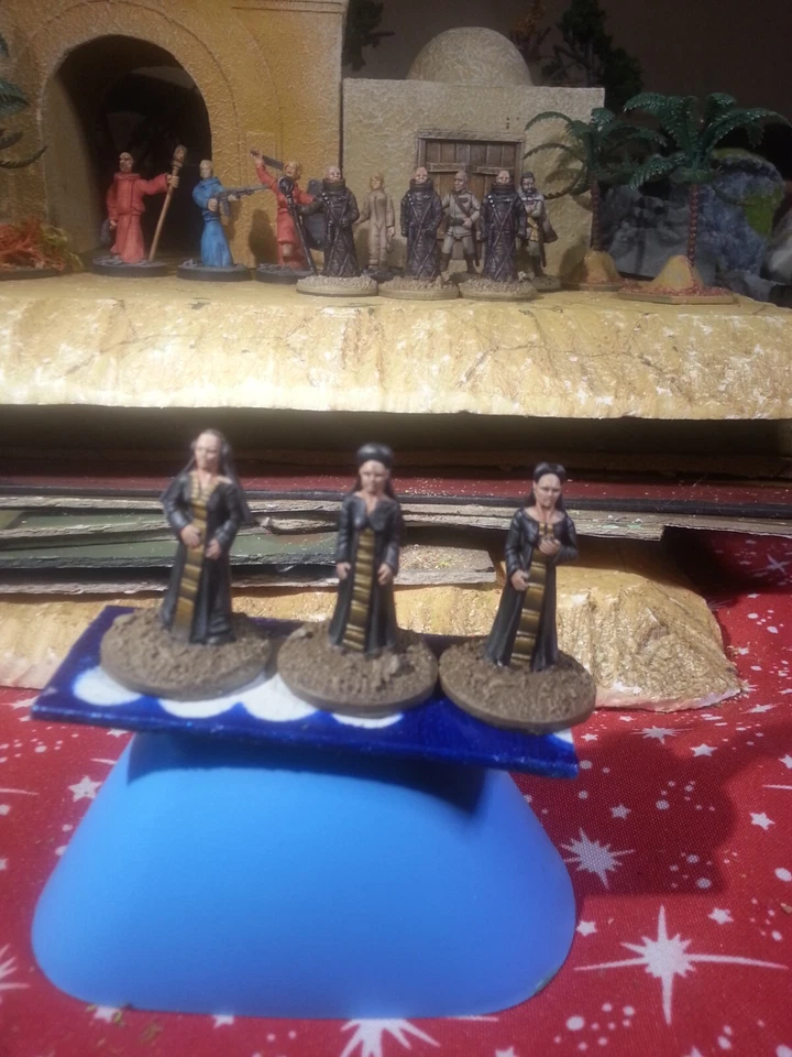 28mm Ancients Future Scifi Dune well painted & based x 12 figures. - Image 4 of 4