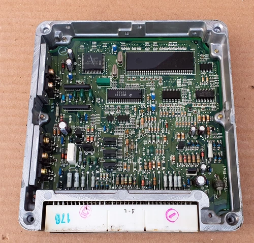 Toyota Hiace KZH100G 89661-26400 1KZ-TE A/T Ecu Ecm oem jdm used 8966126400 - Picture 4 of 8