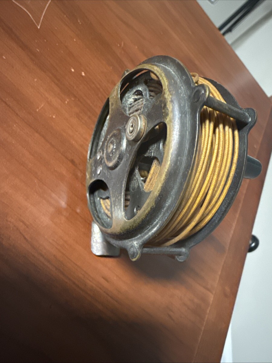 Vintage Shakespeare Kazoo Fly Fishing Reel. | eBay