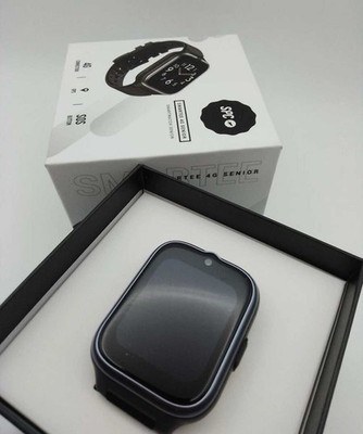 SPC Smartee 4G Senior   Smartwatch für Senioren mit großen Buchstaben SOS-Taste