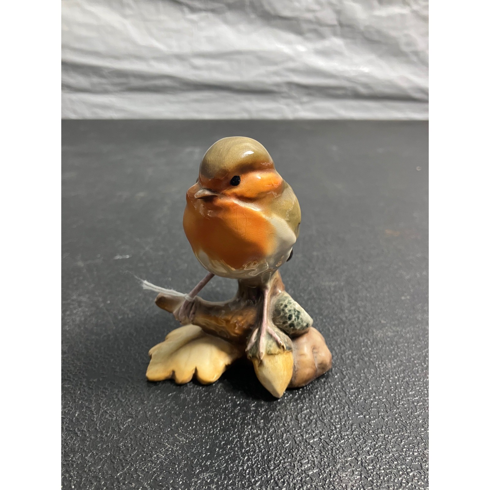 Goebel West Germany Robin Bird Figurine CV 100 Porcelain Vintage Collectible