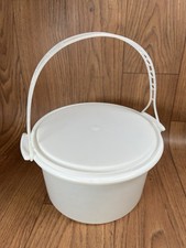 Large Tupperware Round Cake Talker Holder 683-1 Off White Base