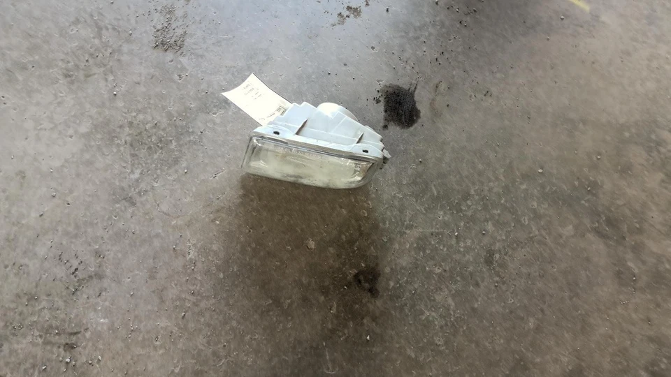 Luz de conducción usada se adapta a: Acura Mdx 2005 parachoques antiniebla montado grado B Foto 2 de 4