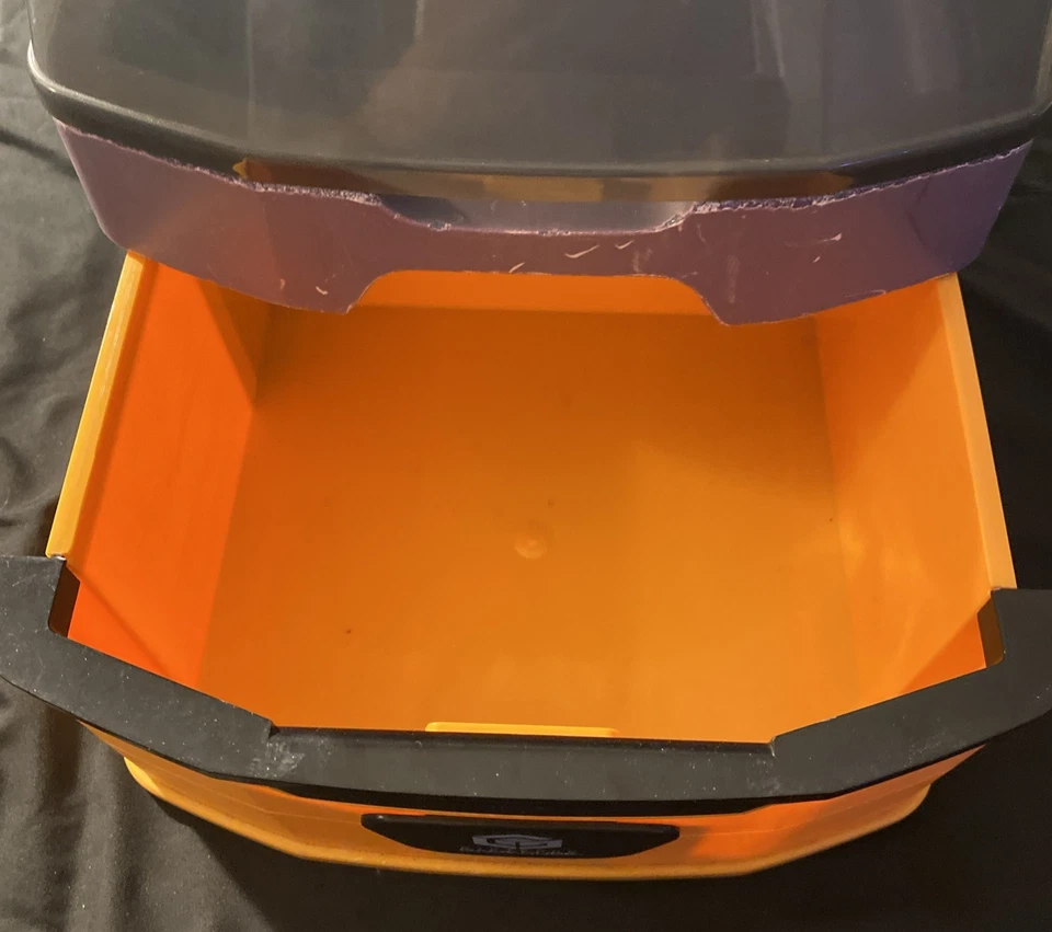 Nintendo GameCube Station Rack GCR-Z Estante de Almacenamiento Naranja - Sin Ruedas Foto 3 de 4