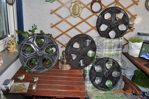 4 x Original Radkappe 15-Zoll für Renault Twingo III 403156024R - Bild 6 von 11