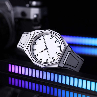 Stylish Waterproof Silicone Strap Watch with Round Dial in Black and White