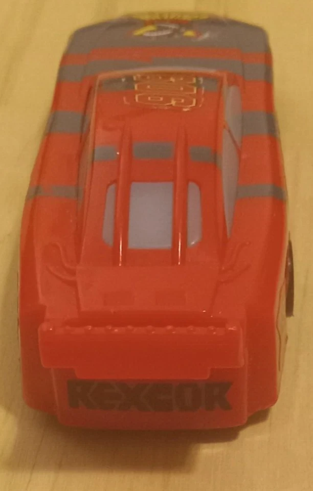 Fox Family 2001 dibujos animados NASCAR Racers "coleccionista" #606 funciona bien 5 de 5 Foto 3 de 4