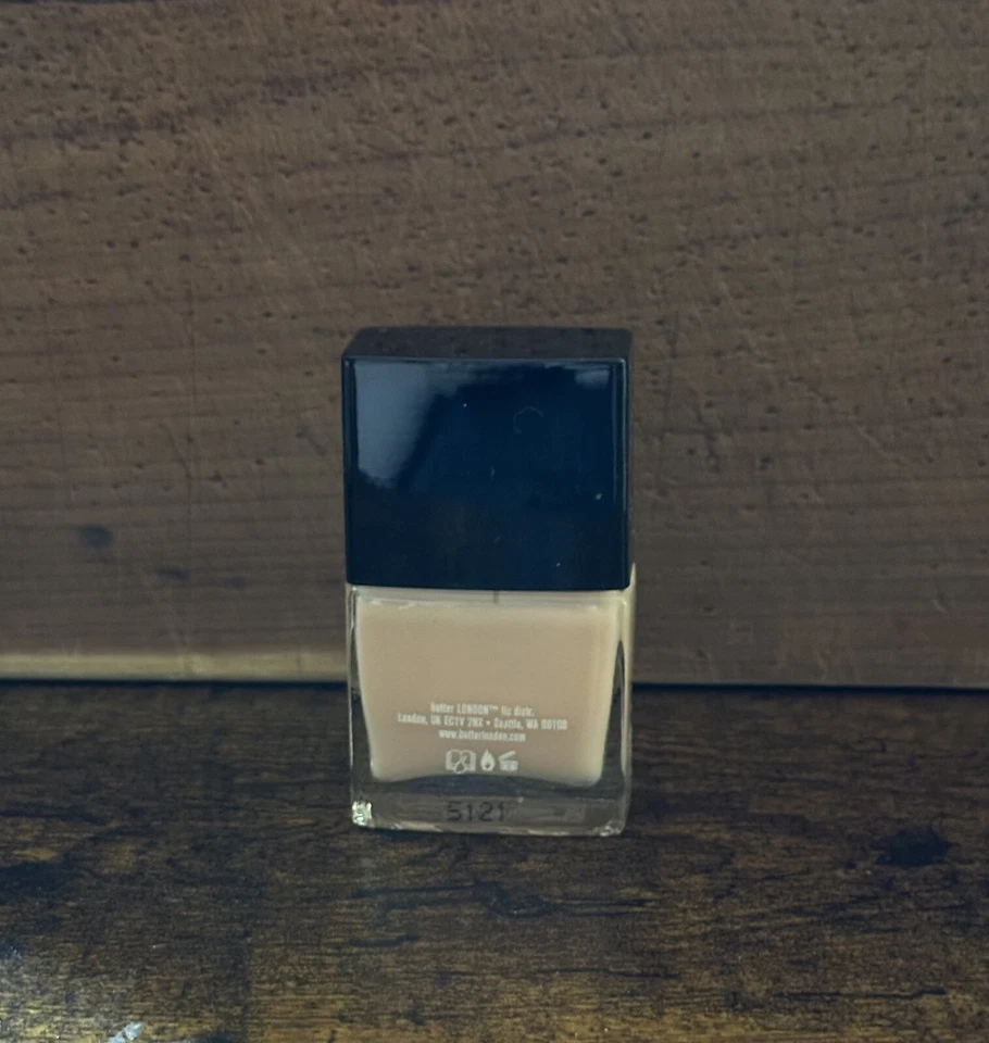 Butter London - Nail Lacquer-Nude Stilettos-0.4 oz-NWOB Sealed Foto 2 de 3