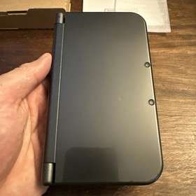 Nintendo *New* 3DS XL 4GB Handheld Console System - Black - Complete - Authentic