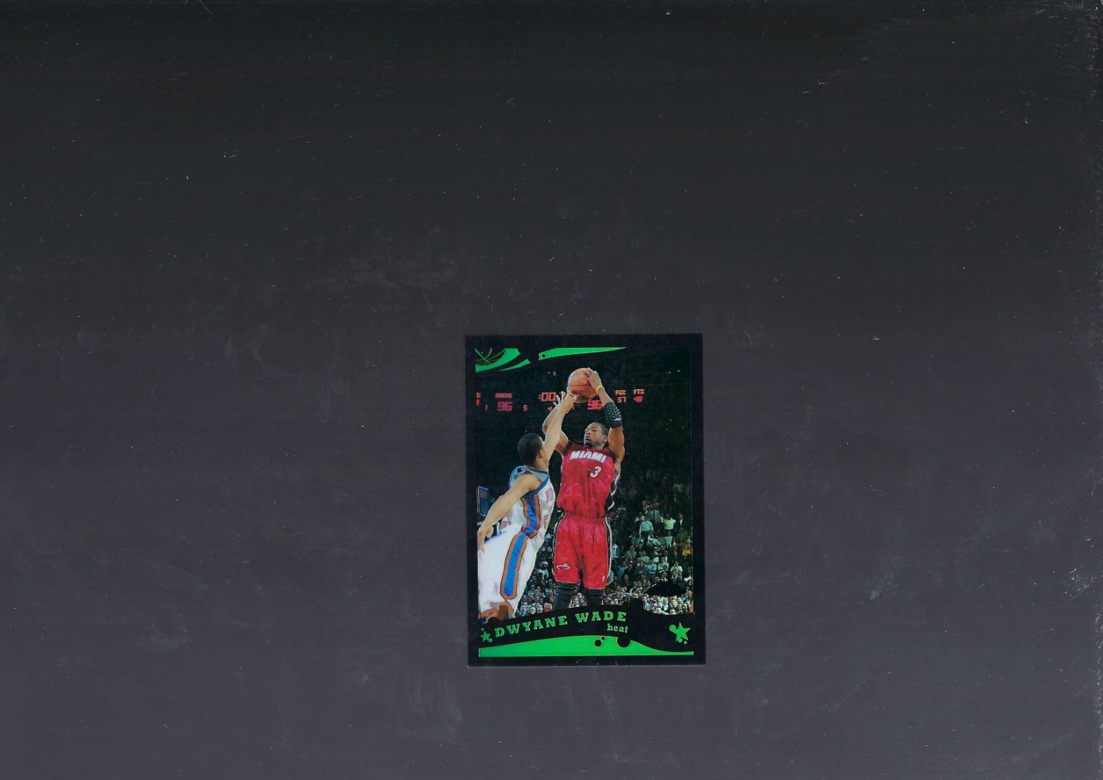 2005'06 TOPPS CHROME BLACK REFRACTOR #51 DWAYNE WADE /399 GEM MINT HEAT