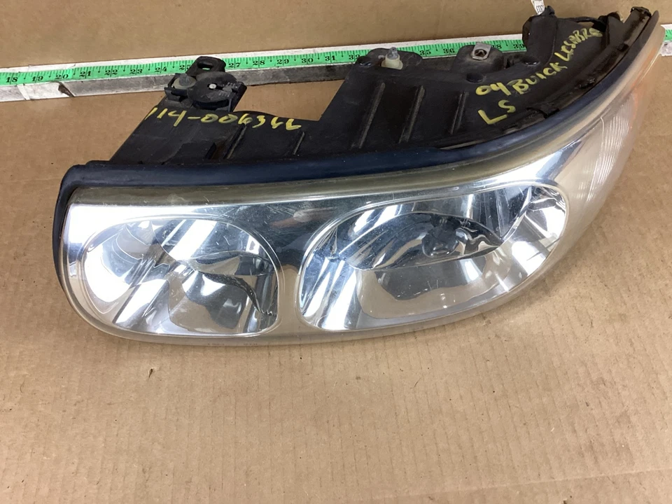 Оригинальный левосторонний задний фонарь для Buick Lesabre 2001-2005 годов выпуска - Изображение 4 из 4