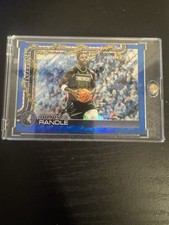 2025 Topps Holiday Basketball Julius Randle Blue Metallic Glitter #86 Minnesota