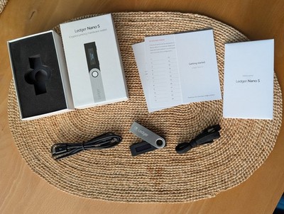 Ledger Nano S Crypto-Hardware-Geldbörse