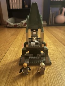 LEGO Harry Potter Chamber of Secrets (2002, #4730)  w/ Minifigures and Manual