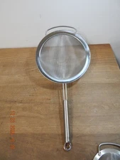 Rosle Stainless Steel Round Handle Kitchen Strainer, Fine Mesh 7 3/4" inch