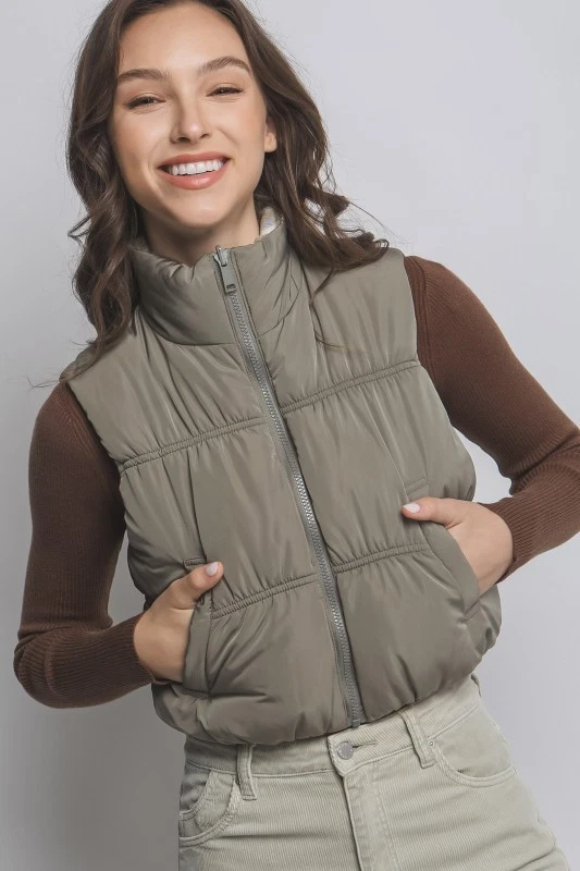 NWT Love Tree Women’s SMALL Reversible Puffer Vest -Olive Stone Full Zip Pockets - Image 4 of 4