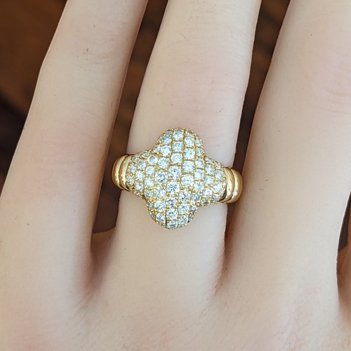 Diamond Pave Clover Ring w/ Ridged Band in 18k Yellow Gold - HM2749S