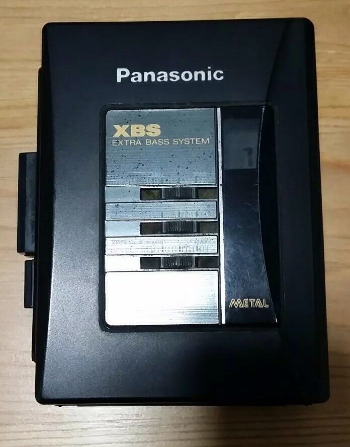 PANASONIC XBS EXTRA BASS SYSTEM STEREO CASSETTE PLAYER METAL - Main Image
