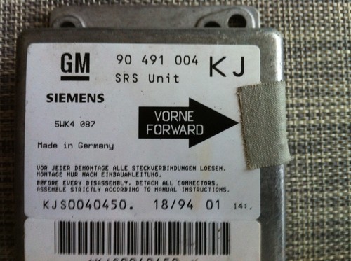 Opel Omega B Airbag Steuergerät 90491004 KJ