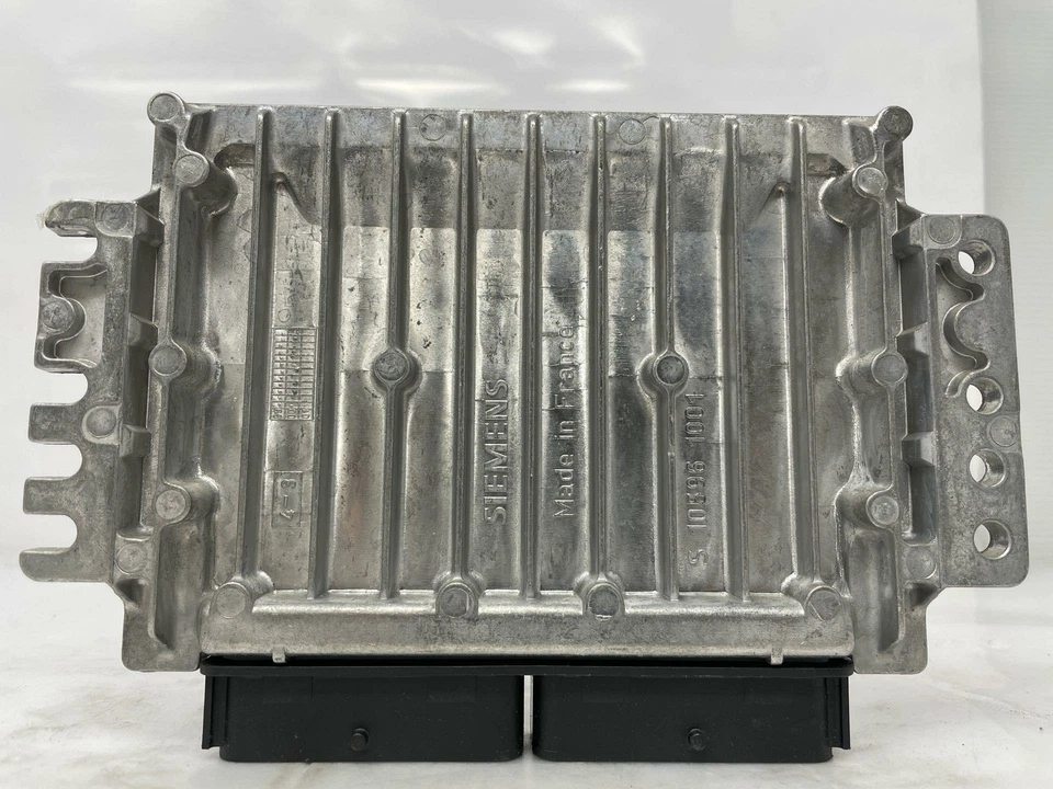 2001 VOLVO S40 ENGINE COMPUTER CONTROL MODULE UNIT ECU ECM PCM OEM 30614223 - Image 3 of 4